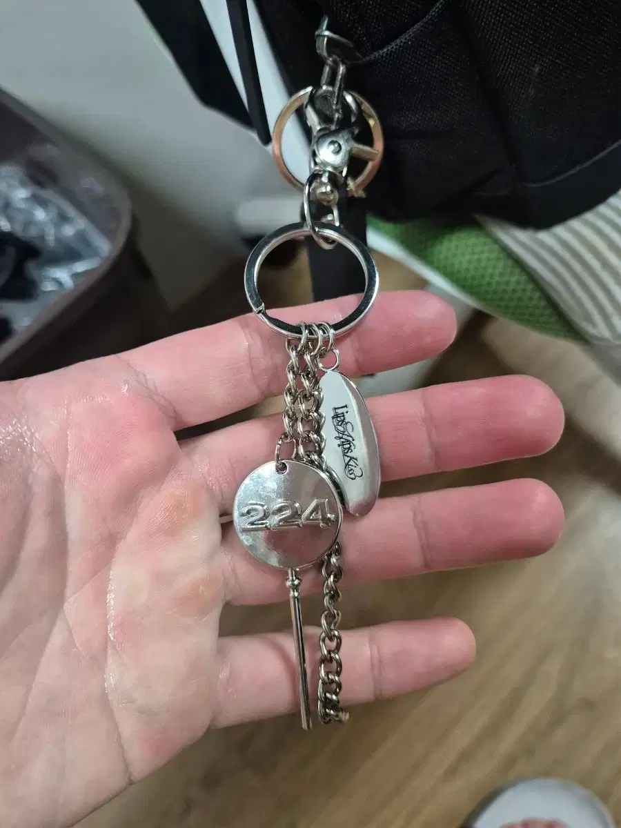 thumbnail-4